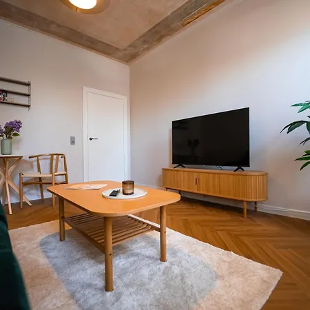 Charles & Kaetchen Nature Plagwitz * Leipzig