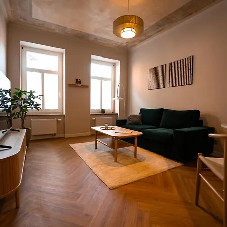 Charles & Kaetchen Nature Plagwitz Apartment *