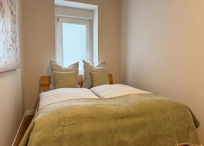 Charles & Kaetchen Nature Plagwitz